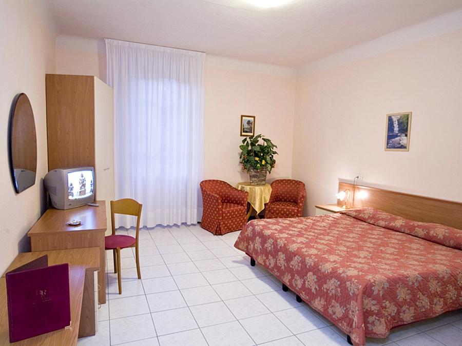 Roma Hotel