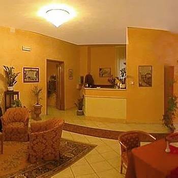 Roma Hotel